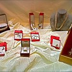 present your jewelry in its box, and with the sales receipt, or certificate of authenticity to get the most cash when you sell diamonds Chandler