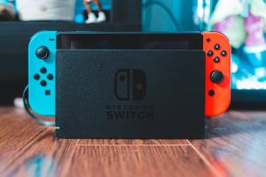 Sell Nintendo Switch and accessories for the most cash possible | Image by Erik Mclean